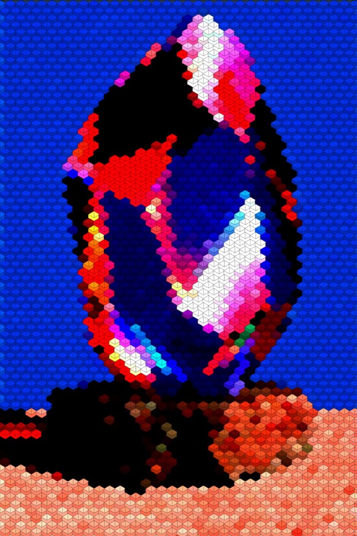 A crystal rebuilt as large isometric voxel cubes